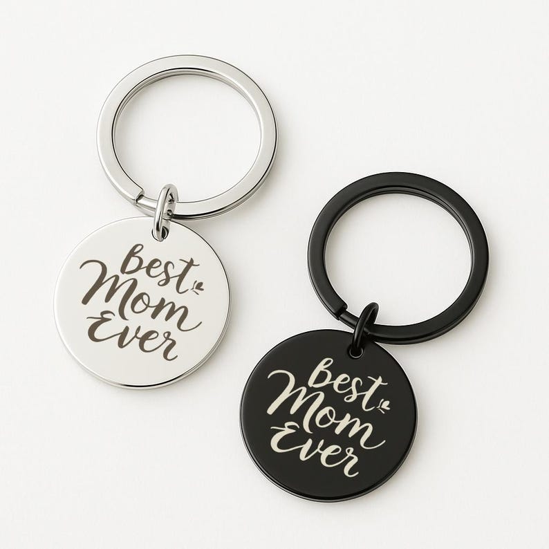 Personalized Round "Best Mom Ever" Keychain