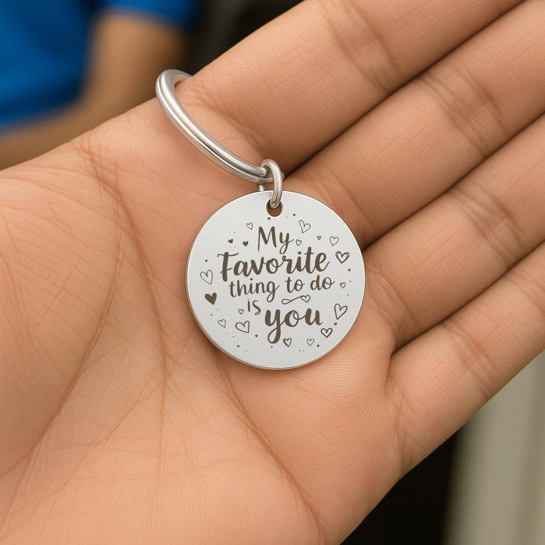 Personalized Couple Keychain, Engraved Stainless Steel Round Keyring, Custom Name Date Gift for Anniversary, Wedding Valentine Keyring